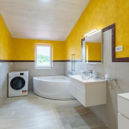Cozy In With Kitchen Appartement *